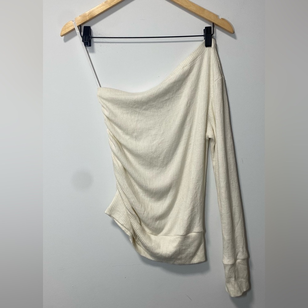 LNA Asymmetrical Off Shoulder Top Creamy/White size S - Picture 5 of 8